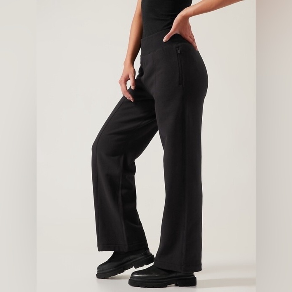 Athleta Retroplush Straight Leg Pant Size Small